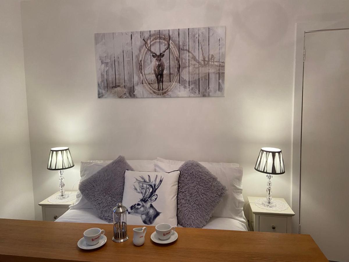 Historic Old Town 2 Bed Ground Floor Apartment Stirling Bagian luar foto