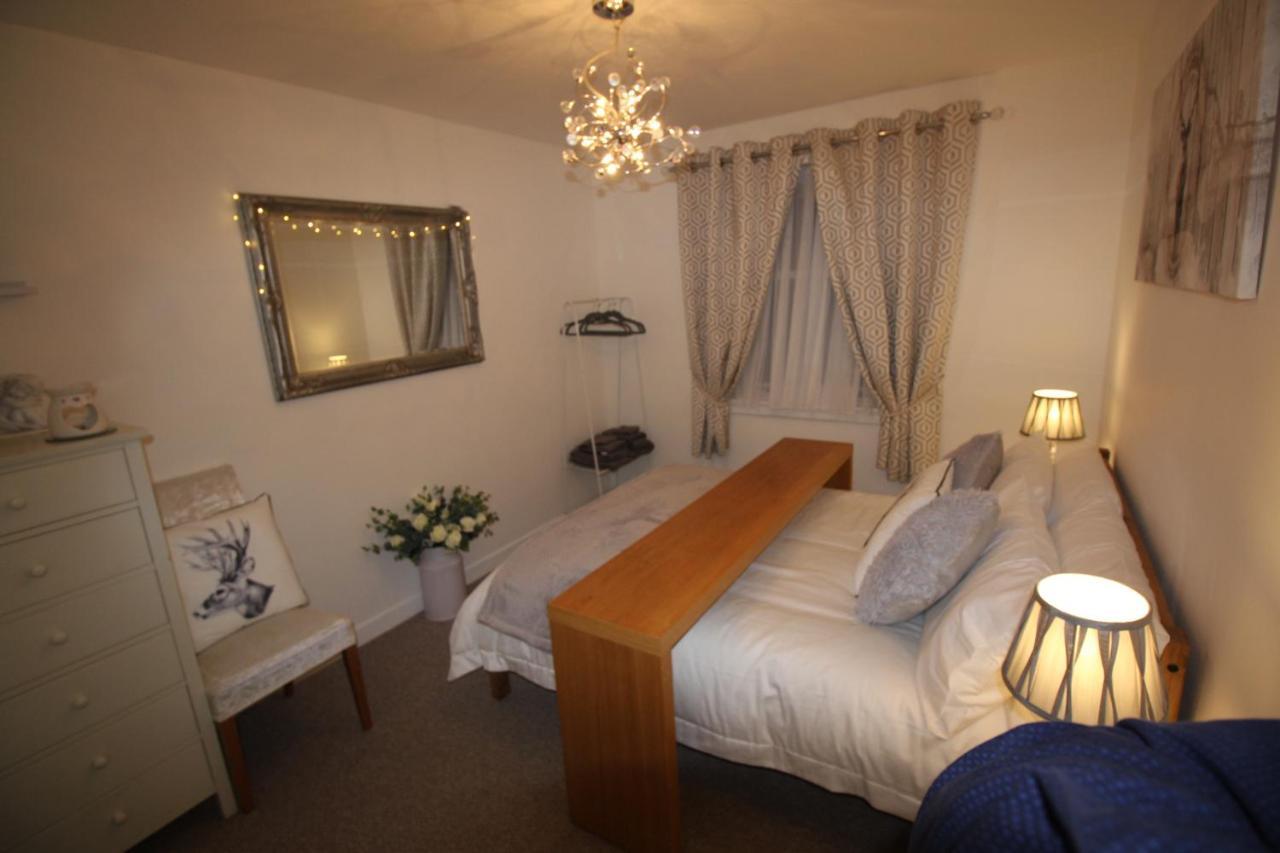 Historic Old Town 2 Bed Ground Floor Apartment Stirling Bagian luar foto