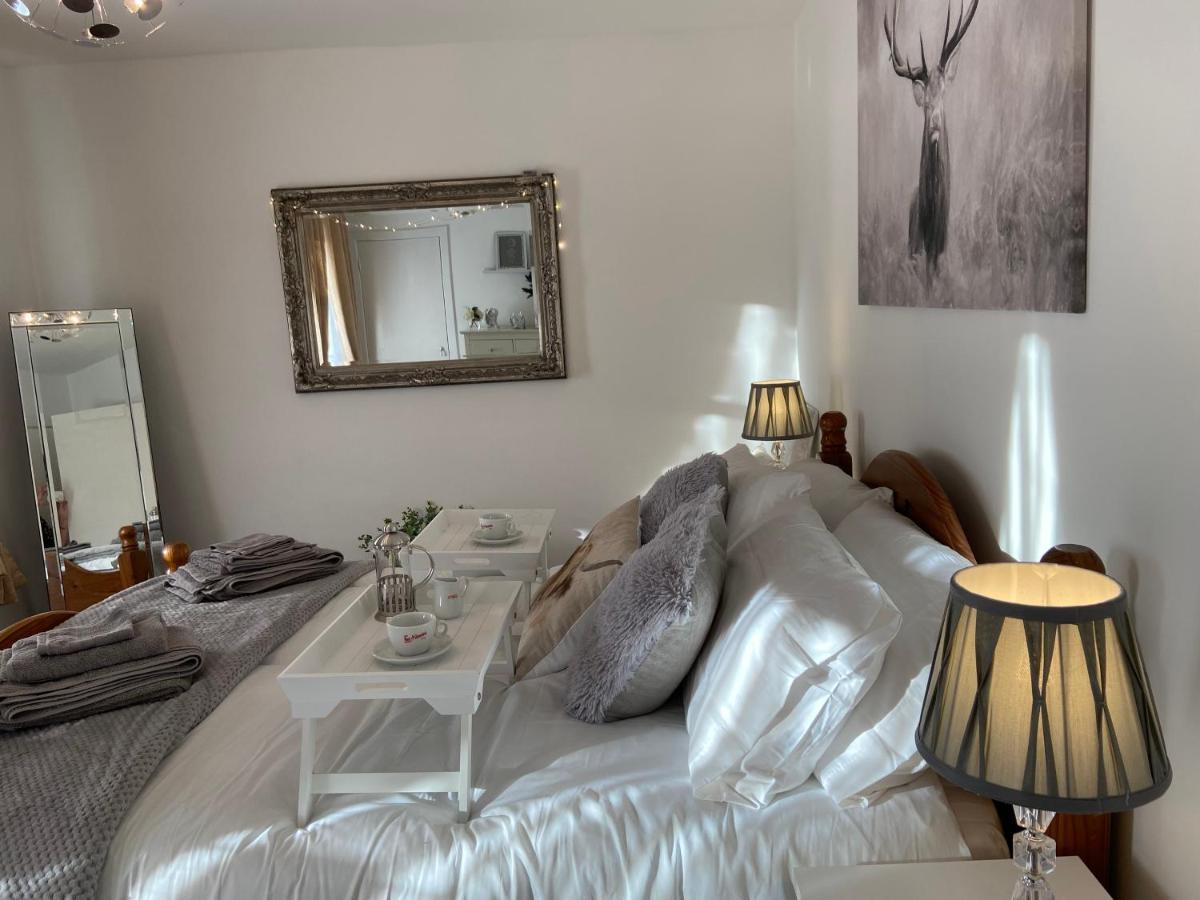 Historic Old Town 2 Bed Ground Floor Apartment Stirling Bagian luar foto