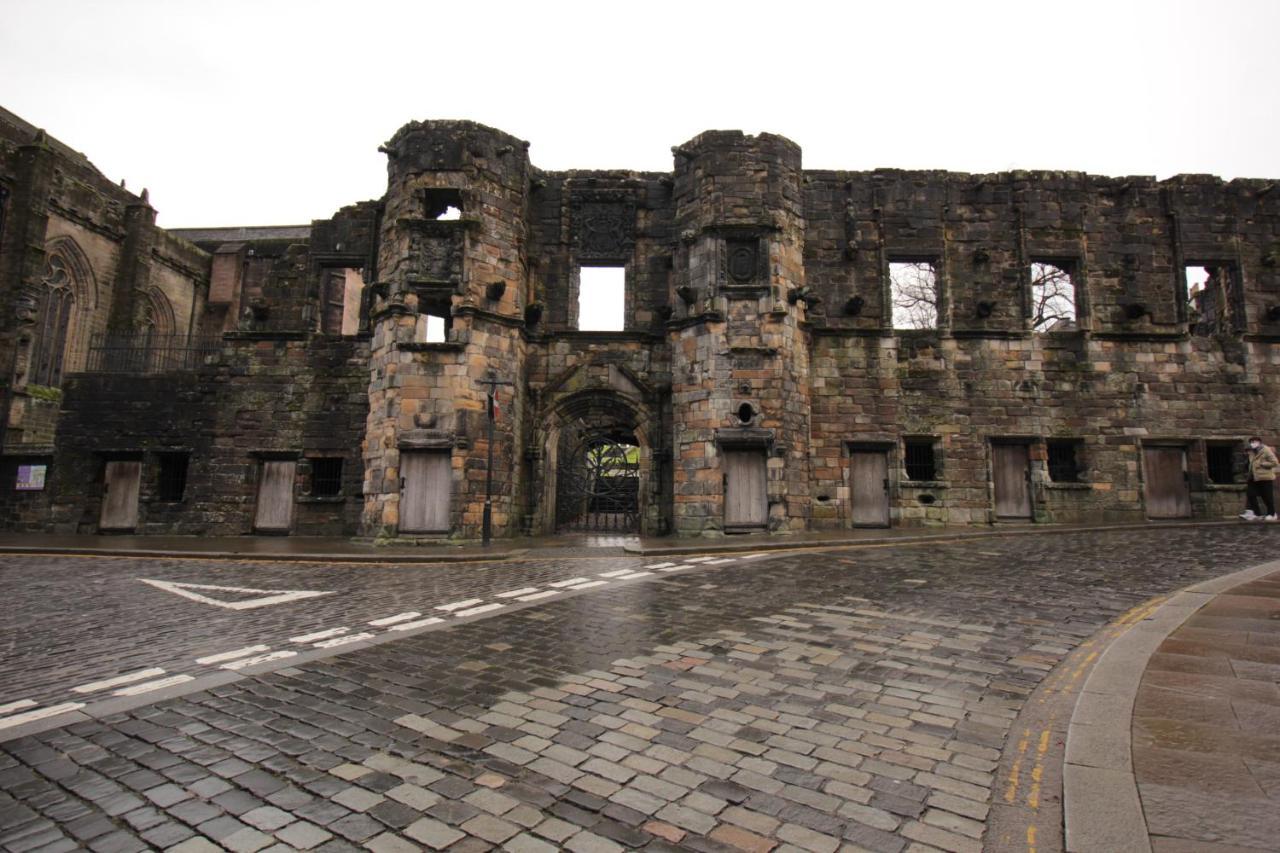 Historic Old Town 2 Bed Ground Floor Apartment Stirling Bagian luar foto